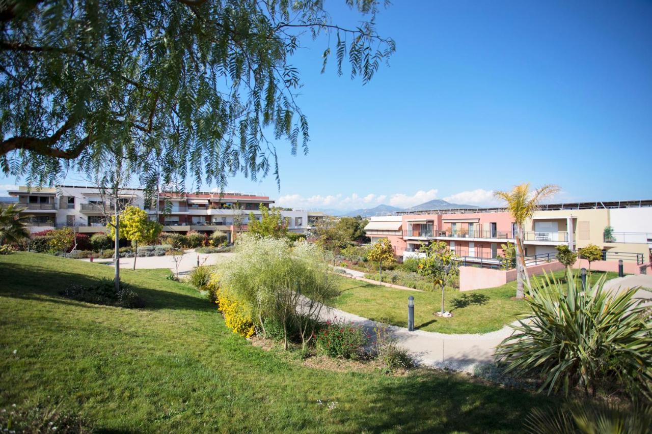 Domaine Des Roses Ap4222 By Riviera Holiday Homes Nizza Exterior foto
