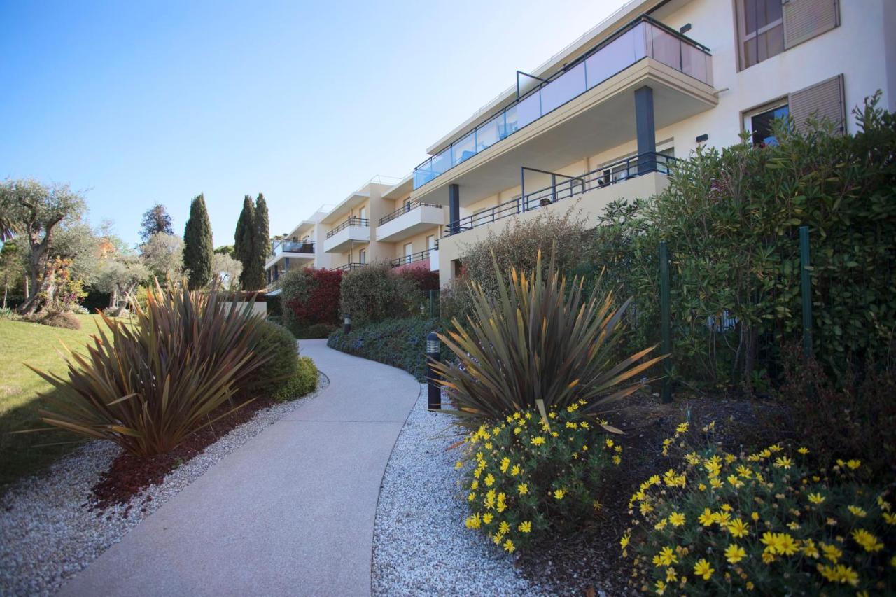 Domaine Des Roses Ap4222 By Riviera Holiday Homes Nizza Exterior foto